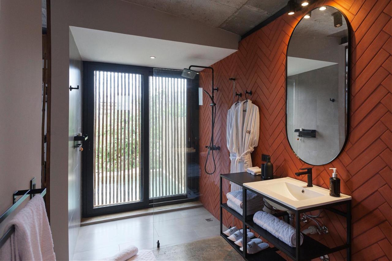 Eolia Sustainable Design Hotel マンタ エクステリア 写真