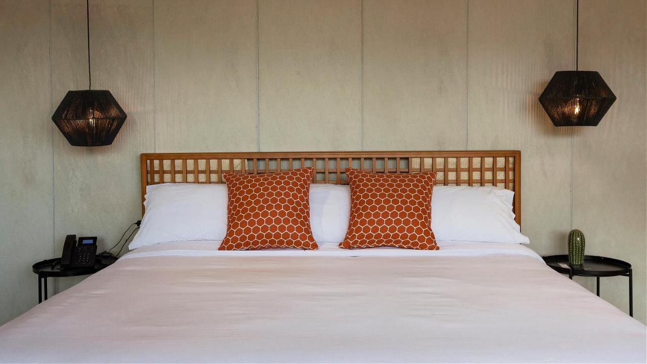 Eolia Sustainable Design Hotel マンタ エクステリア 写真