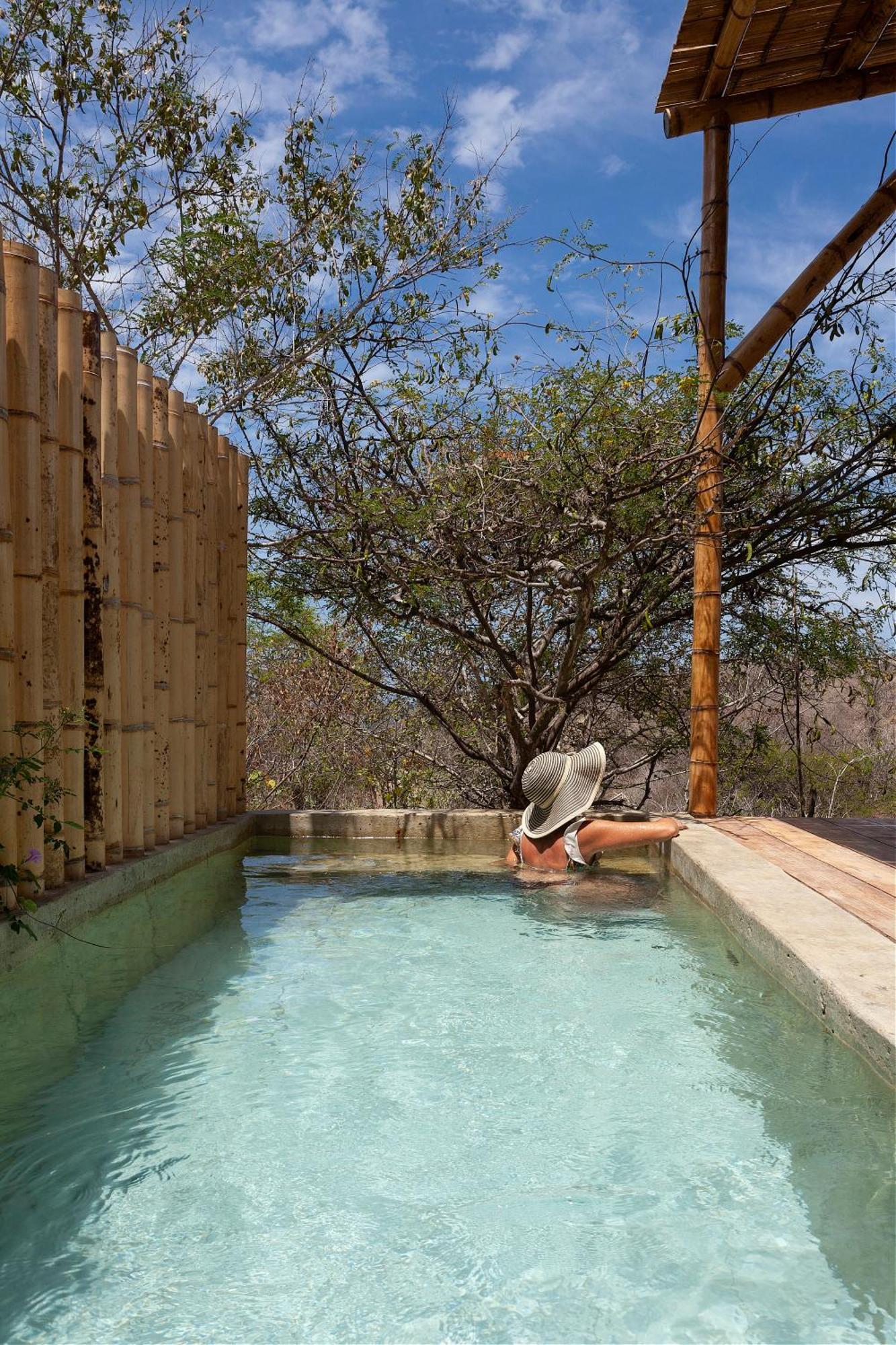 Eolia Sustainable Design Hotel マンタ エクステリア 写真